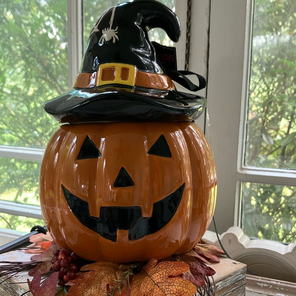 Halloween JOL Pumpkin Witch Jar Canister